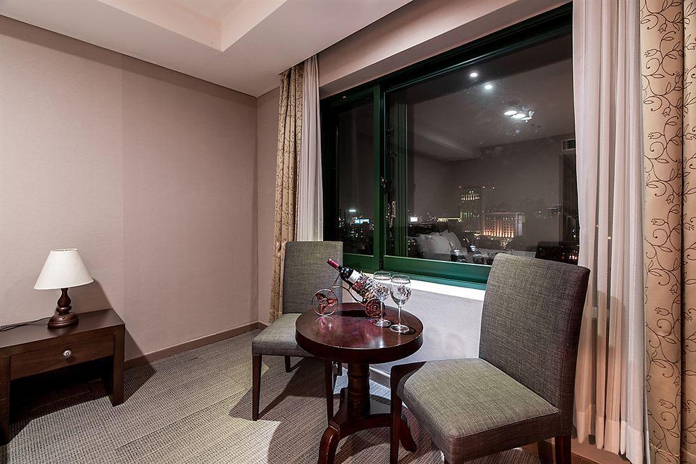 New Hilltop Hotel Seoul Exterior foto