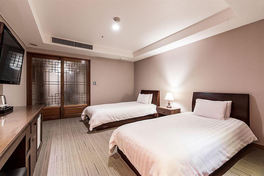 New Hilltop Hotel Seoul Exterior foto