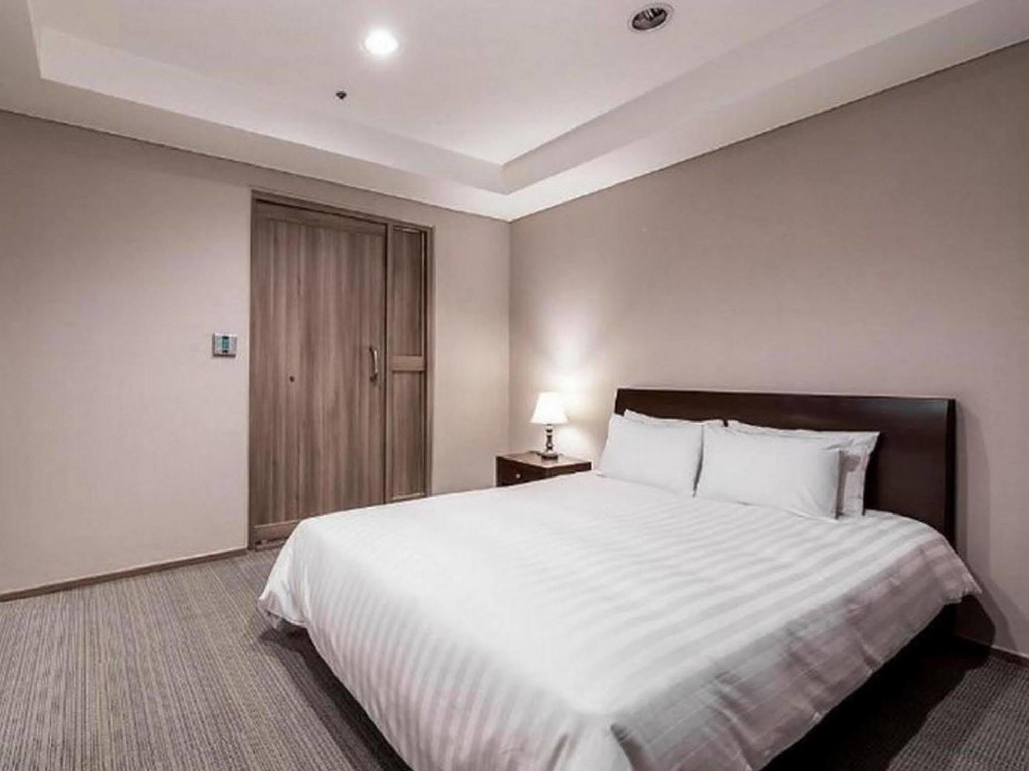 New Hilltop Hotel Seoul Exterior foto