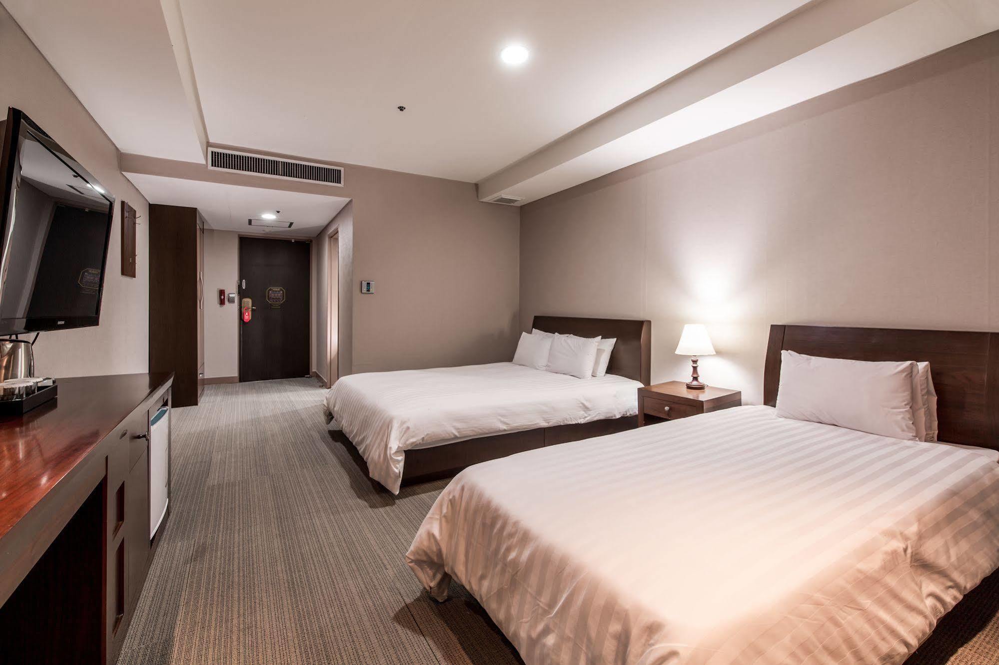 New Hilltop Hotel Seoul Exterior foto