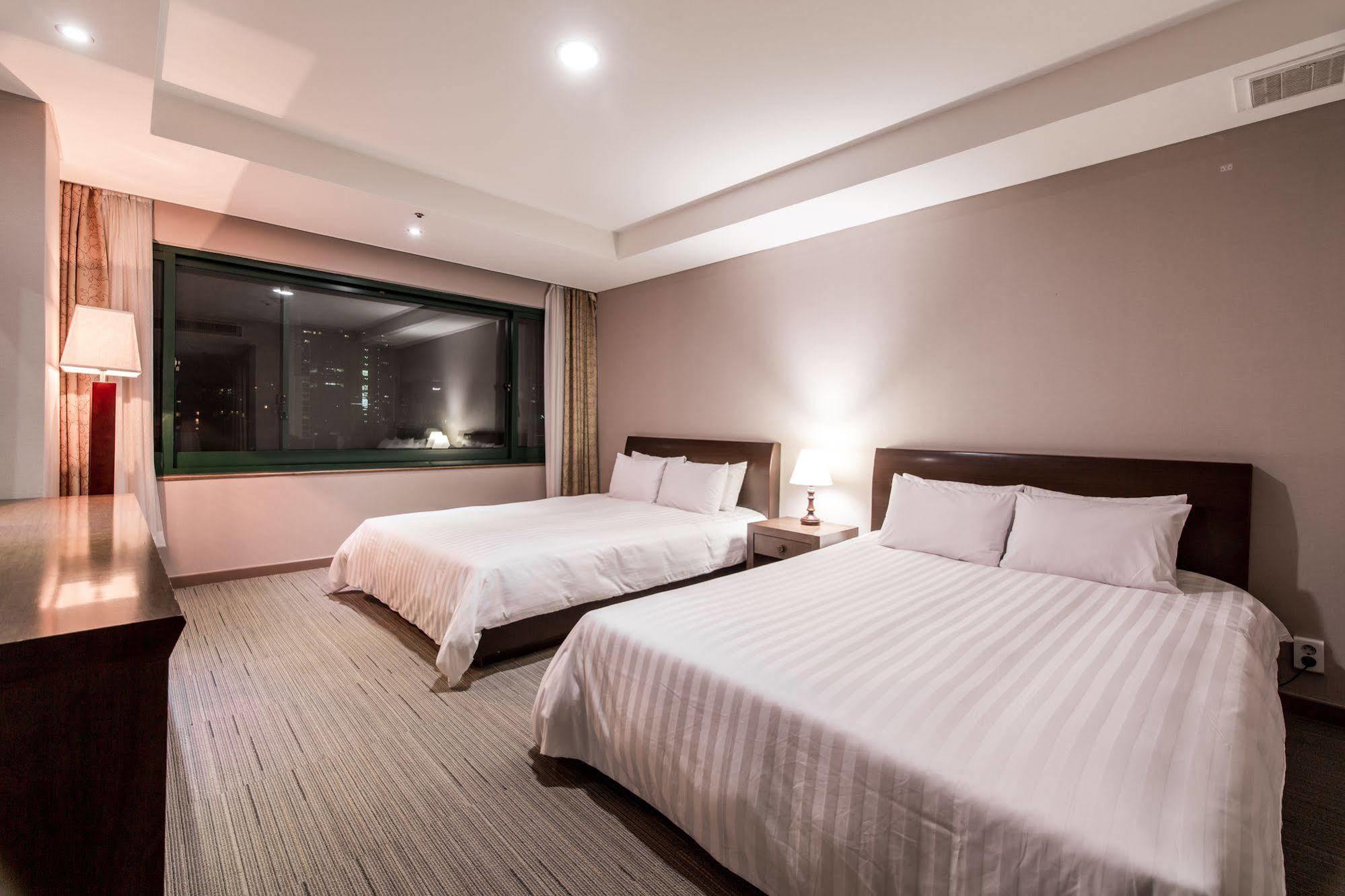 New Hilltop Hotel Seoul Exterior foto